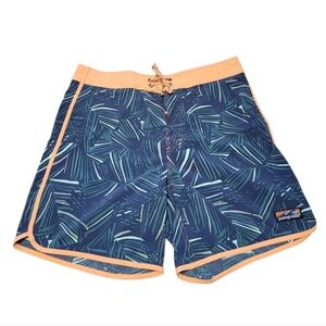 Patagonia Men's Scallop Hem Stretch Wavefarer Boardshorts Swim Size‎ 36 Beach